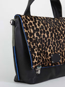 Ledertasche_Damen_für_Alltag_Schultertasche_Ava_Heleny_Seitenansicht